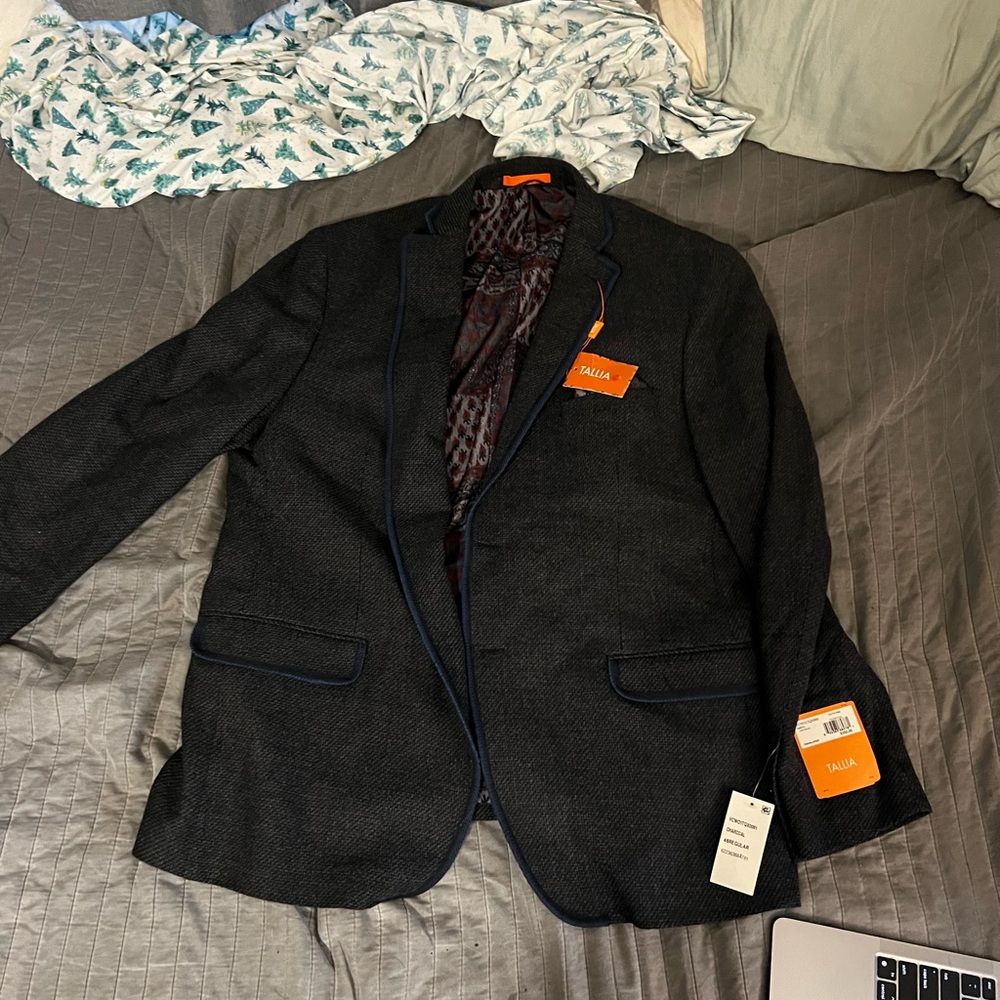Never worn men’s sport jacket with tags